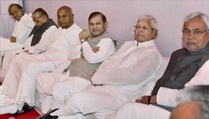 Mulayam Singh Yadav at luncheon meeting with opp leaders